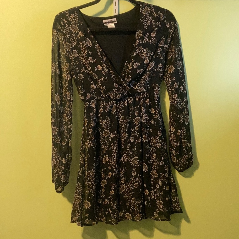 Super cute spring floral dress